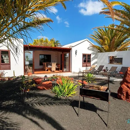 Stunning 2-bed In Playa Blanca Playa Blanca (Lanzarote)